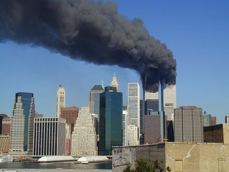 WTC_smoking_on_9_11.jpg